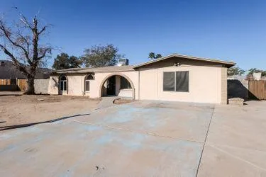 Beautiful house for rent  good 4 beds 