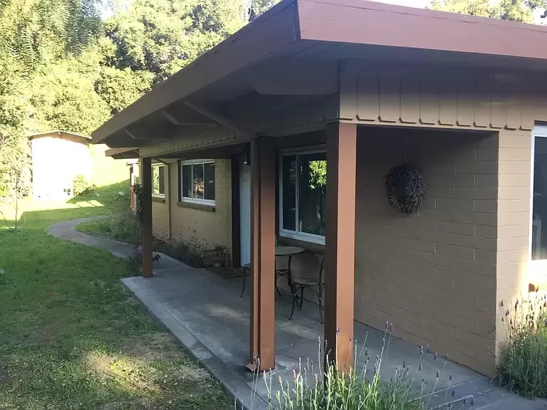 3 beds 1 bath single family home for rent in  Carmel Valley CA 9