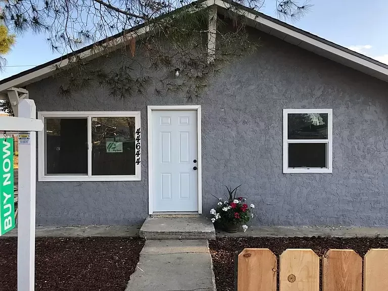 2 beds 1 bath single family home for rent in Jacumba CA 91934