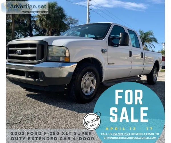 2002 Ford F-250 XLT Super Duty Extended Cab 4-Door