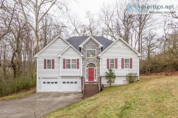 Welcome to 8185 Castleberry Farms Dr Gainesville GA 30506