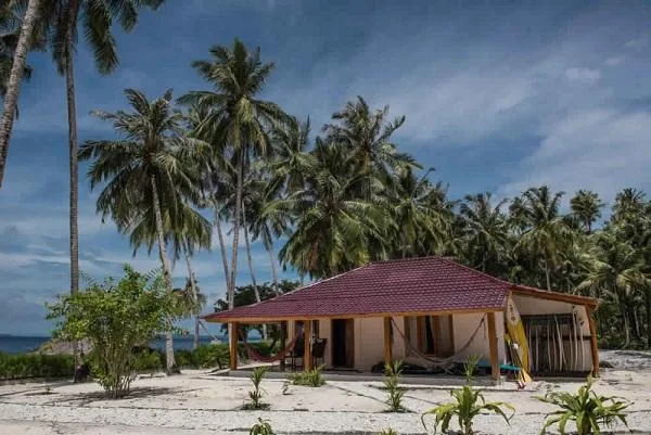 Top Surf Camps in North Sumatra