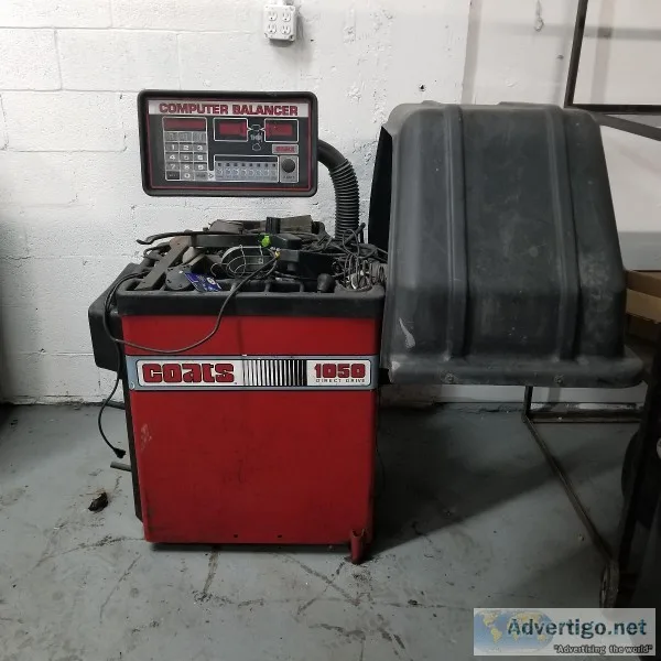 Coates 1050 Direct Drive Tire Balancer