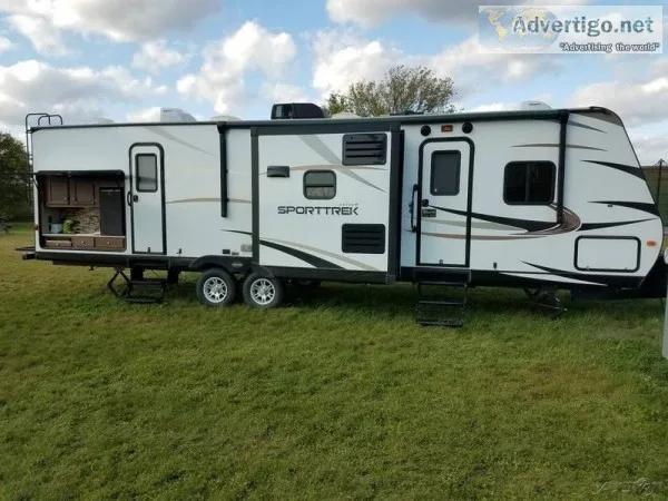 2017 Venture SportTrek ST320VIK