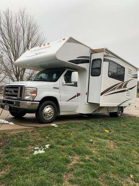 2011 Thor Motor Coach Chateau