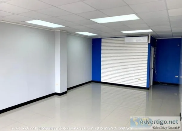 Commercial space in Central