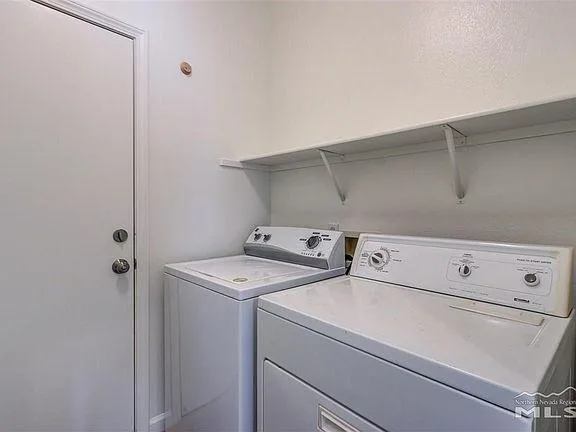 Beautiful house 3 brm 2 bth for rent&quot