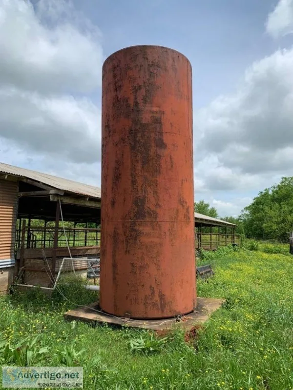 Water Flush Tank