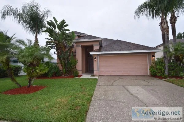 Welcome to 1034 W Riviera Blvd Oviedo FL 32765