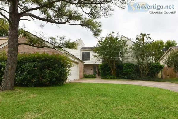 Welcome to 11611 Fieldbrook Dr Houston TX 77077