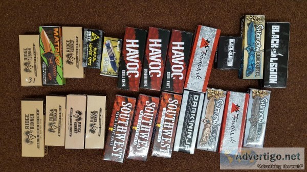 23 Pocket knife collection for sale NEW