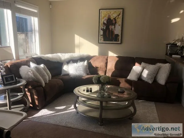 Recliner sectional couch