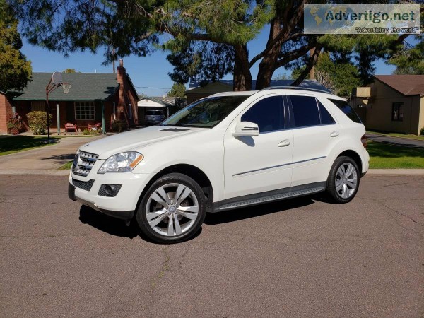 2011 Mercedes Benz ML350 Like New