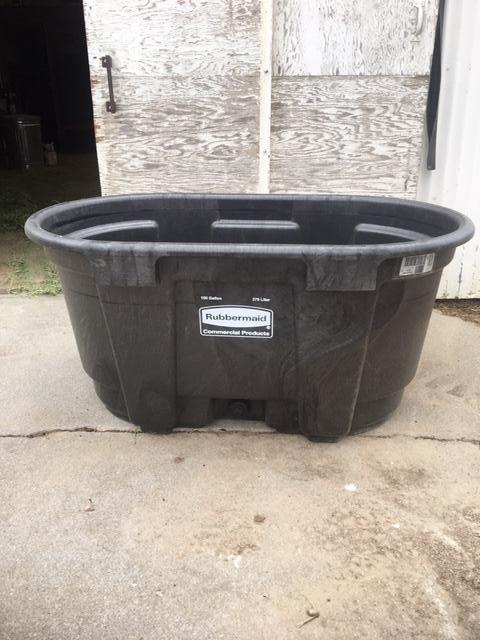 New Rubber Maid water  feeder tank