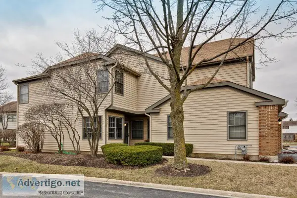 TOWNHOME FOR SALE   ARLINGTON HEIGHTS    2 STORY 