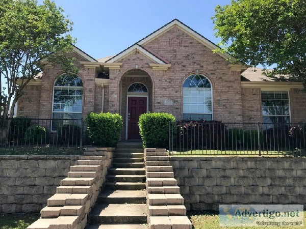 Welcome to 725 Geary Dr Rockwall TX 75087