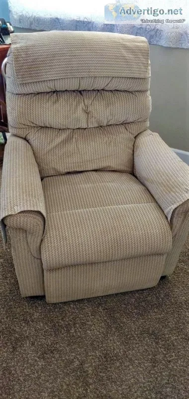 ELECTRIC LIFTRECLINER CHAIR