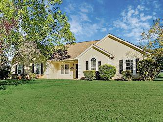 130 Breakwater Way Fayetteville GA 30214