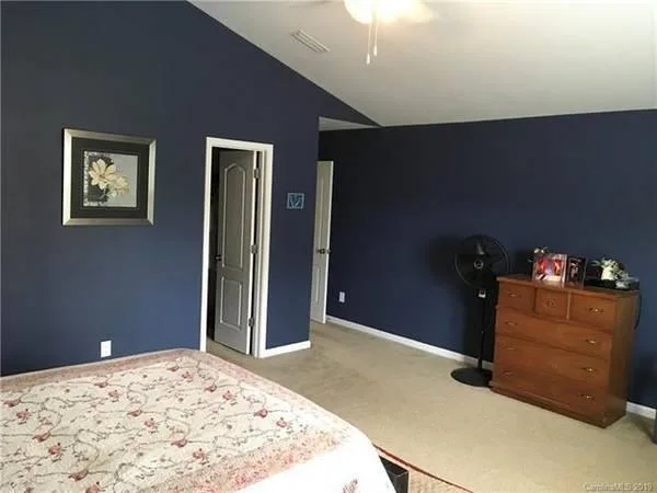 620 Affordable Renovated 3 Br HouseWE HAVE OPTIONS