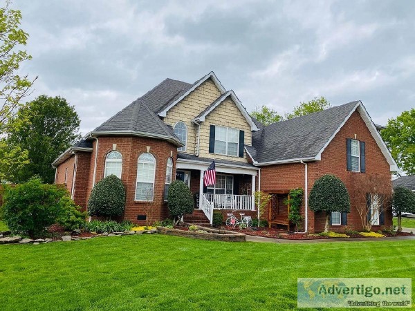 Gorgeous kitchen open to a big hearth room.. 3 Car Garage