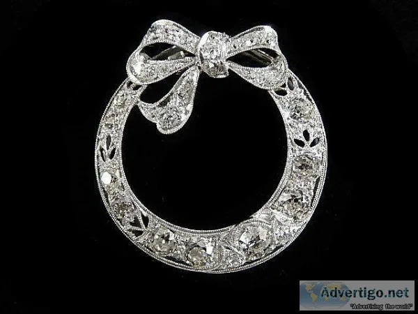 Antique Platinum Diamond Circle Bow Pin