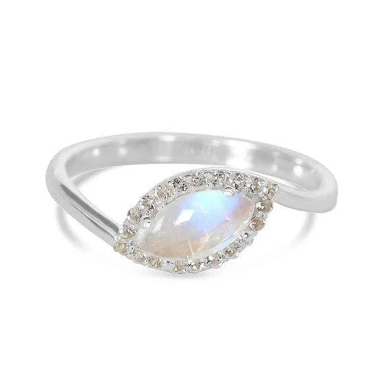 MOONSTONE RING - CHATOYANT
