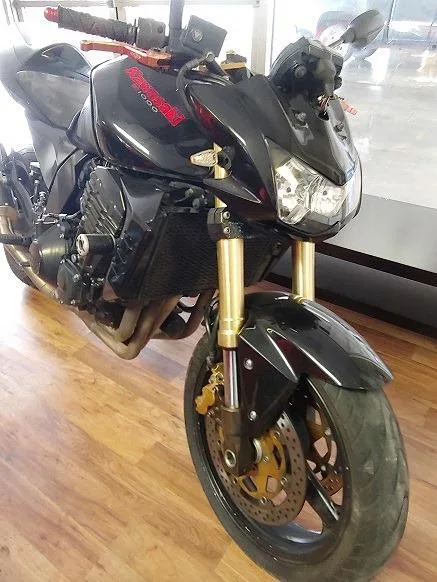 2003 kawasaki ZR1000-A
