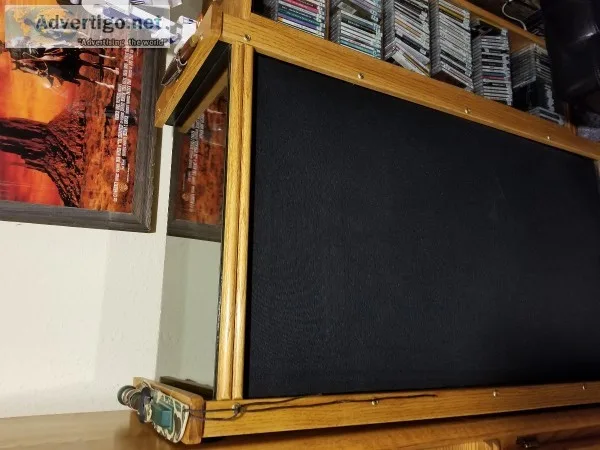 Floor speakers