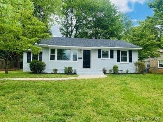 900  3br - 1285ft2 - Beautiful Fully Renovated 3 Bedroom