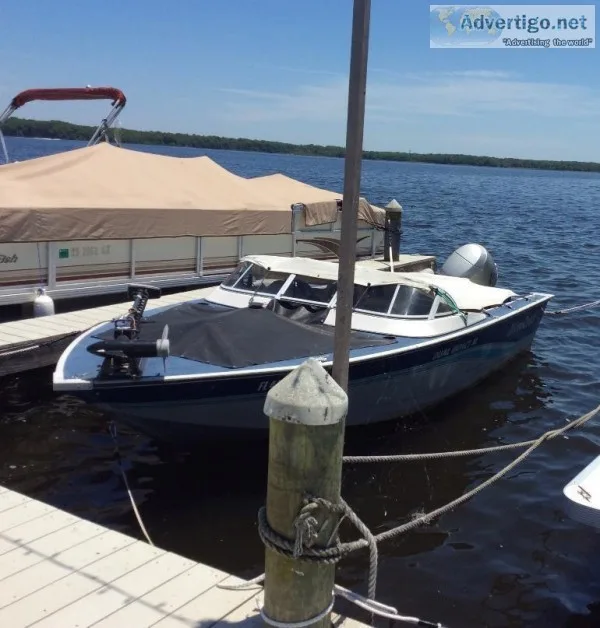 Fish and Ski boat