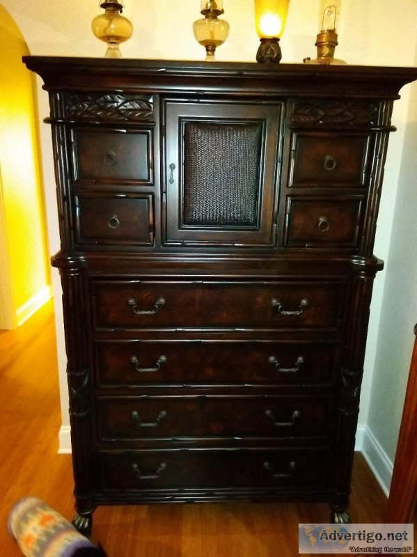 American Signature King size bedroom suite
