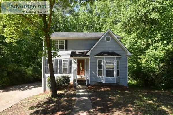 Welcome to 2400 June Springs Dr SW Marietta GA 30008