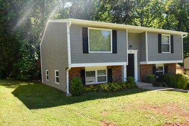 390 Hembree Forest Cir Roswell GA 30076