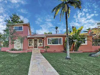 11525 NE 9th Ave Biscayne Park FL 33161