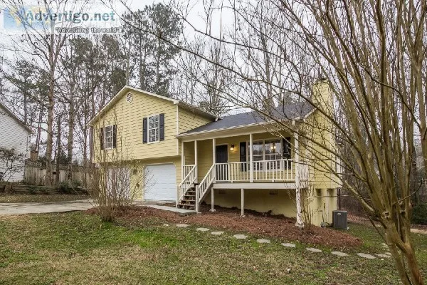 AVIALABLE HOME FOR RENT
