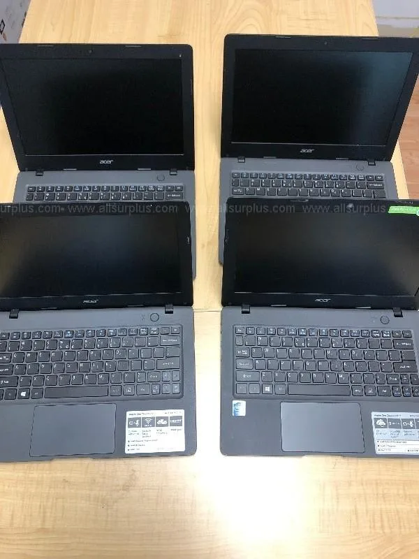 Acer Aspire One Cloudbook 11 with Chargers