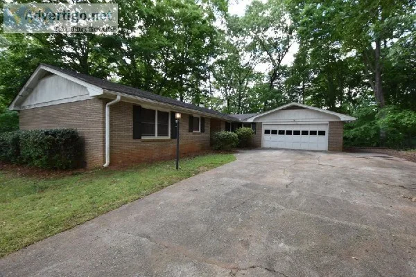 AVIALABLE HOME FOR RENT