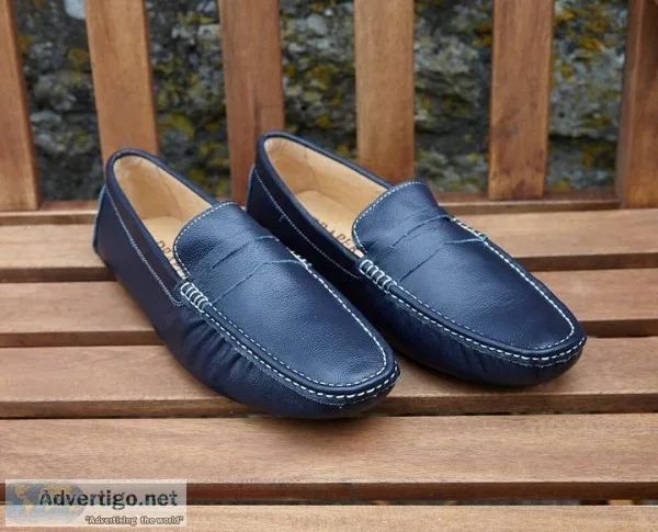A Pair of Comfy Driving Shoes &ndash A Must Have for a Driving E