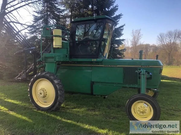 John Deere 6500 Sprayer