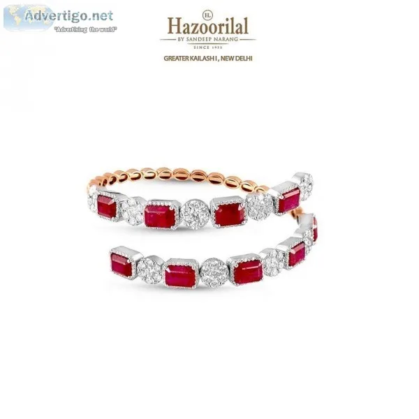 The best diamond jewellery shop in Delhi