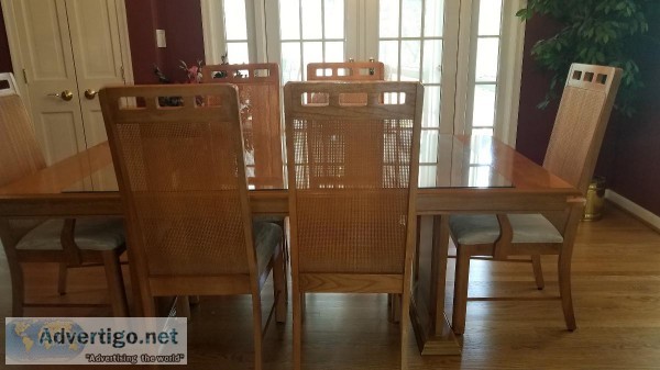 Dining Room Table and Chairs