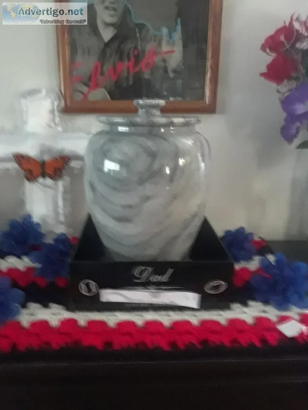Custom-made urn markers