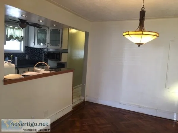 SPACIOUS 2ND FLOOR APT WITH HEAT INCLUDED