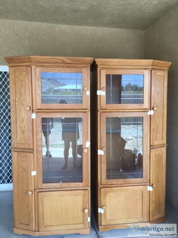 ENTERTAINMENT CENTER