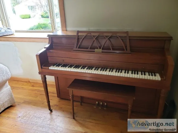 Piano for sale - Hackettstown - must remove it yourselves