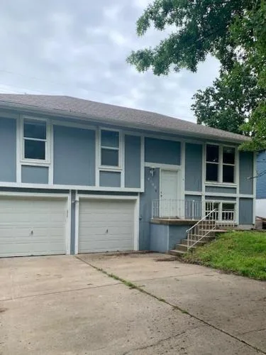 3 BEDROOM AND 2 BATH FOR RENT CLOSE TO ZONA ROSA