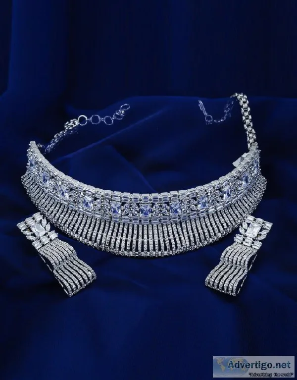 Buy a creative collection of diamond Jewellery Set for women fro