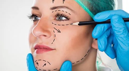 BEST COSMETOLOGIST IN MUMBAI