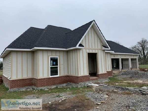 Brand New COnstruction home with a 3 car garage