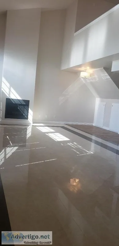 Newly Remodeled 5 bdrm 5 bath Rooftop Deck READY FOR MOVE IN